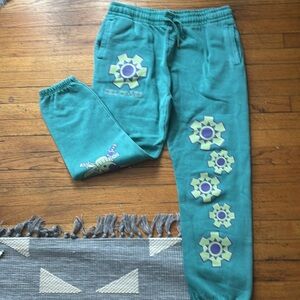 New men’s Sz XL green graphic jogging pants